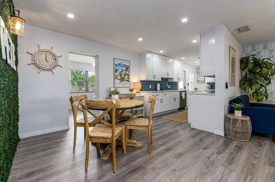 Furnished Finder property 886023_1 photo 6