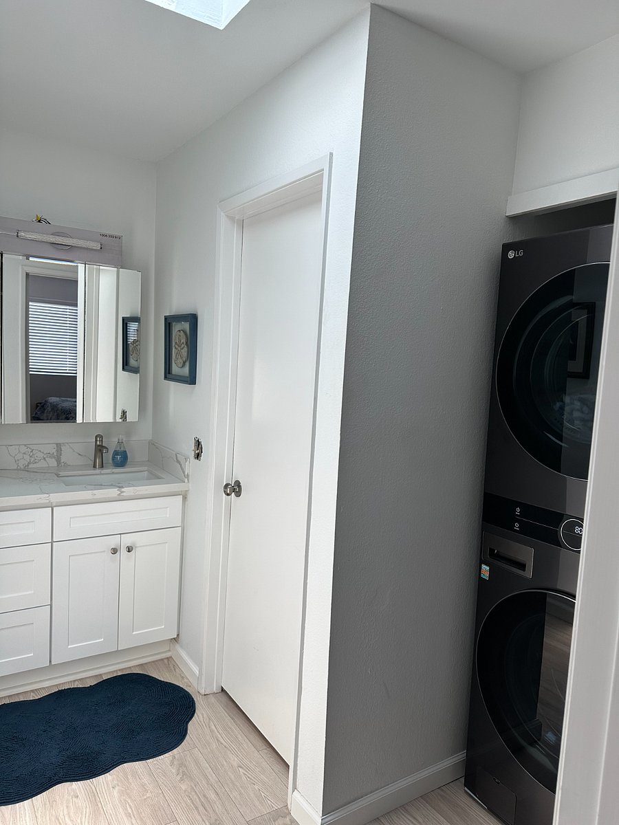 Furnished Finder property 886058_1 photo 18