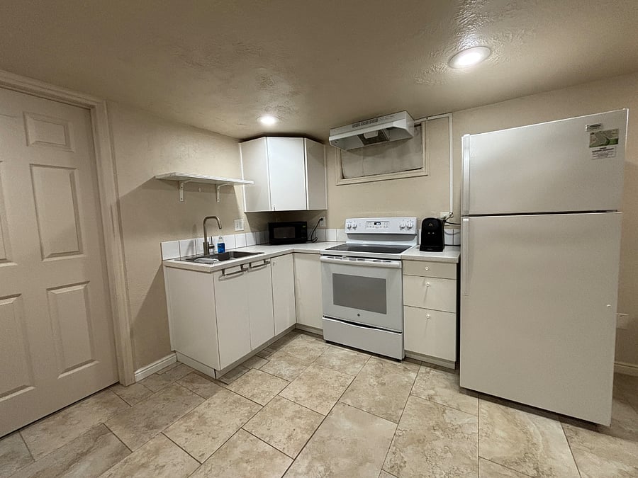 Furnished Finder property 886066_1 photo 7