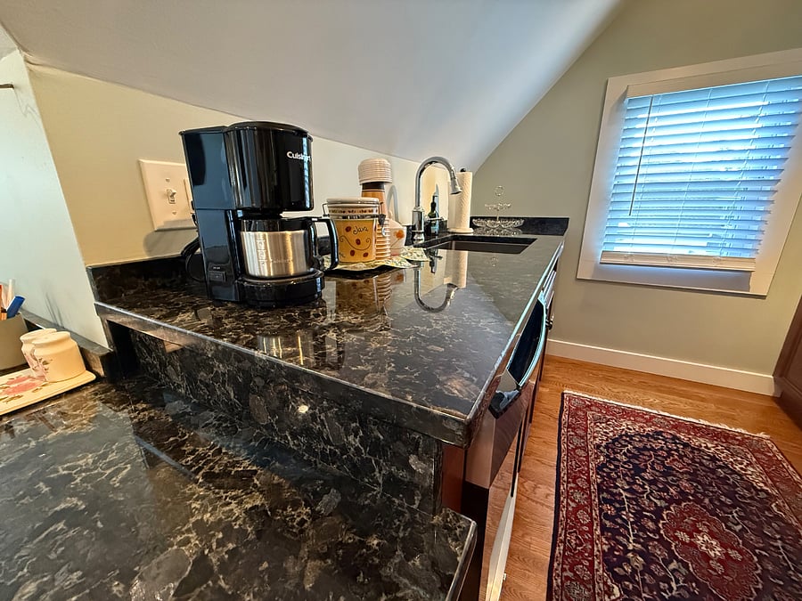 Furnished Finder property 886074_1 photo 8