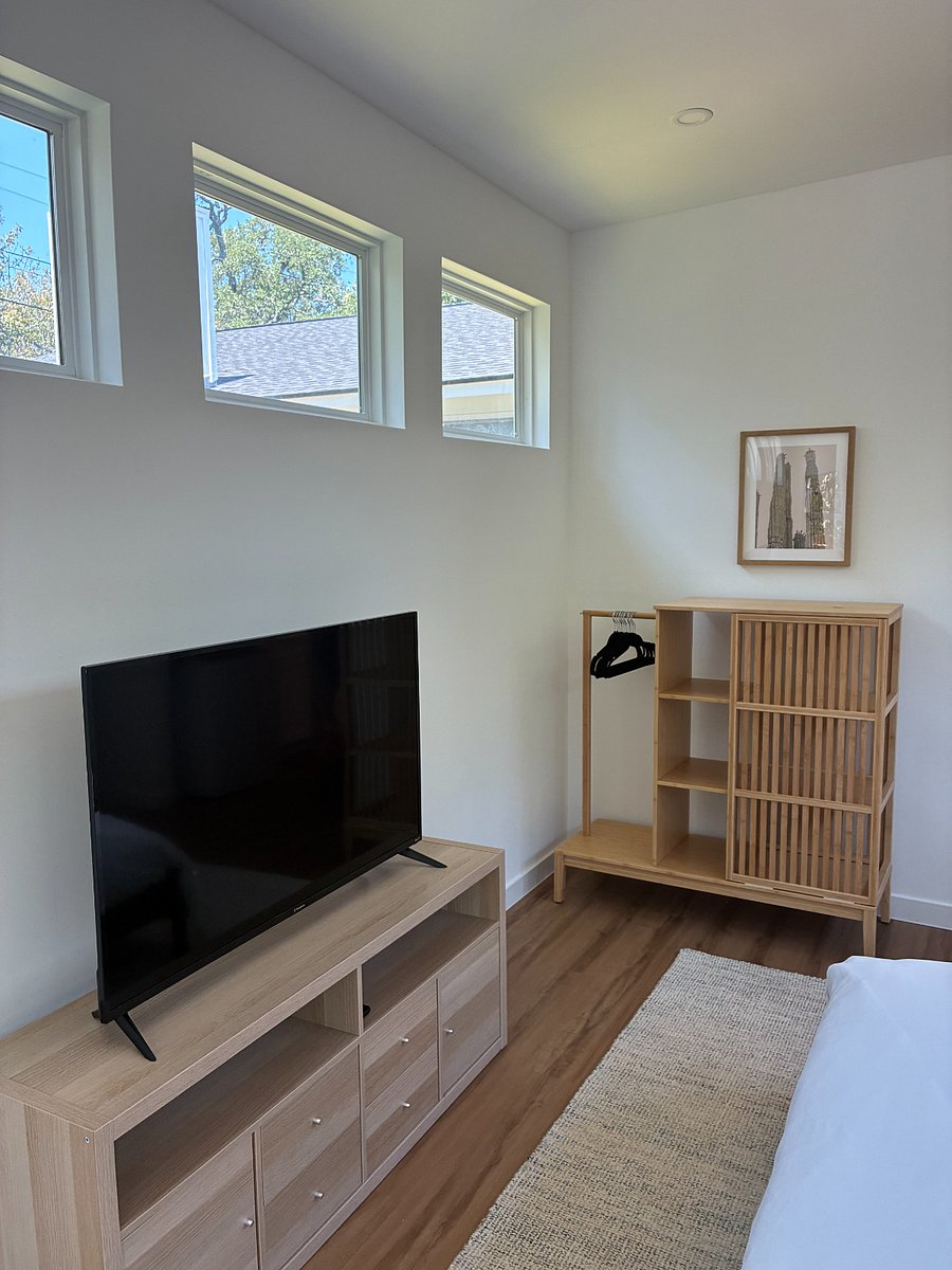 Furnished Finder property 886100_1 photo 6