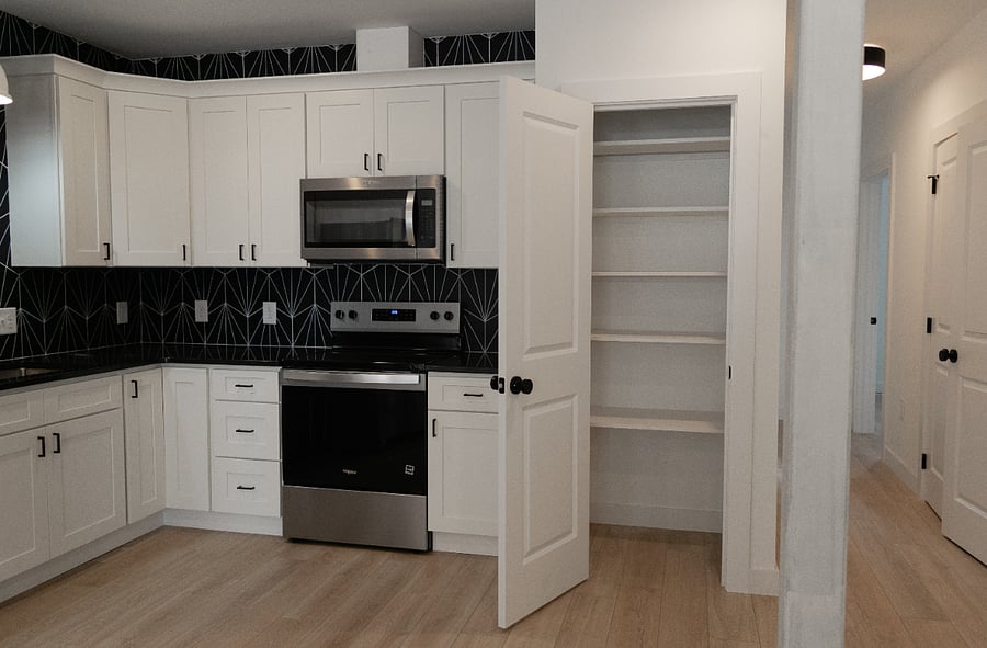 Furnished Finder property 886101_1 photo 3