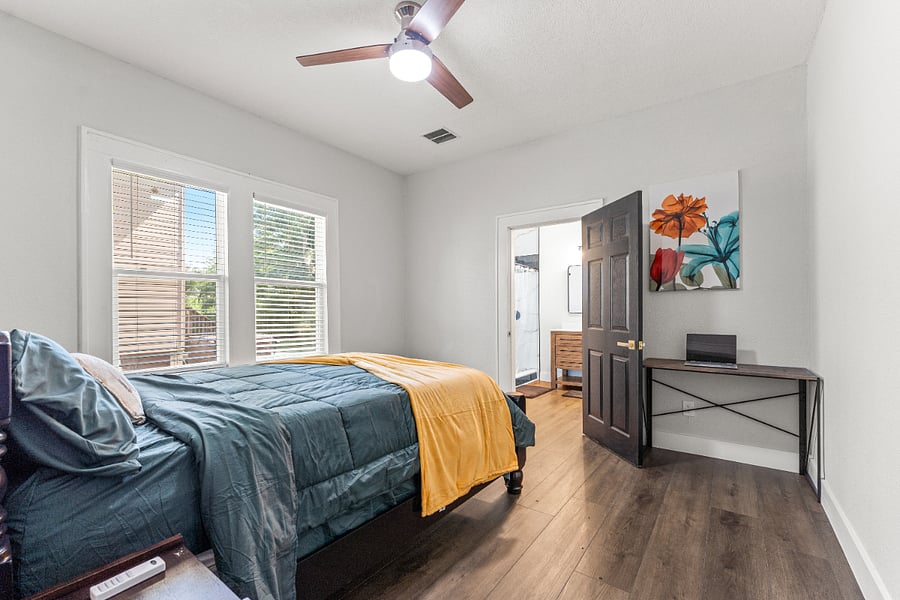 Furnished Finder property 886113_1 photo 13