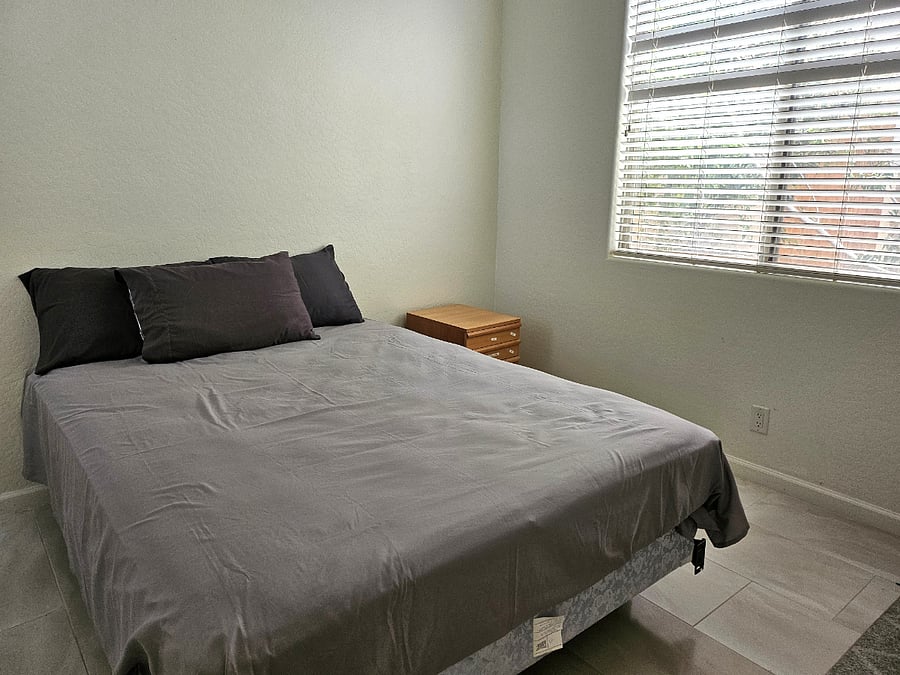 Furnished Finder property 886123_1 photo 6