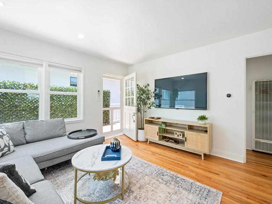 Furnished Finder property 886124_1 photo 7