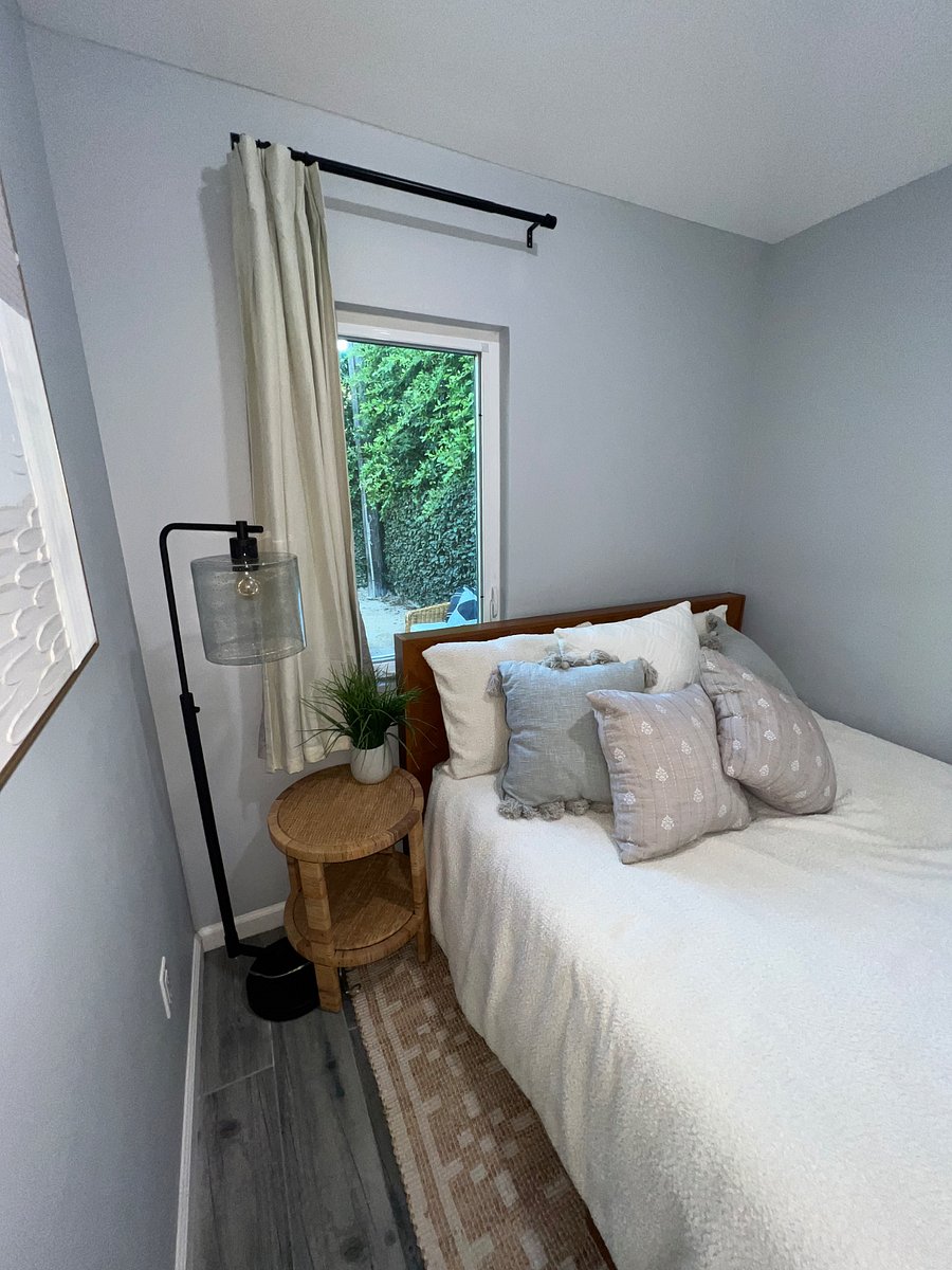 Furnished Finder property 886132_1 photo 13
