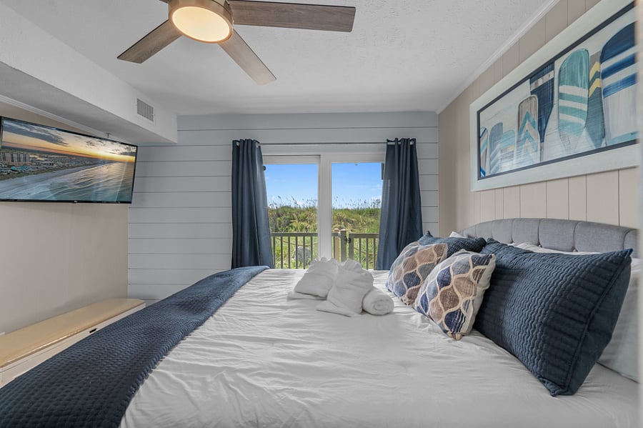 King bedroom 