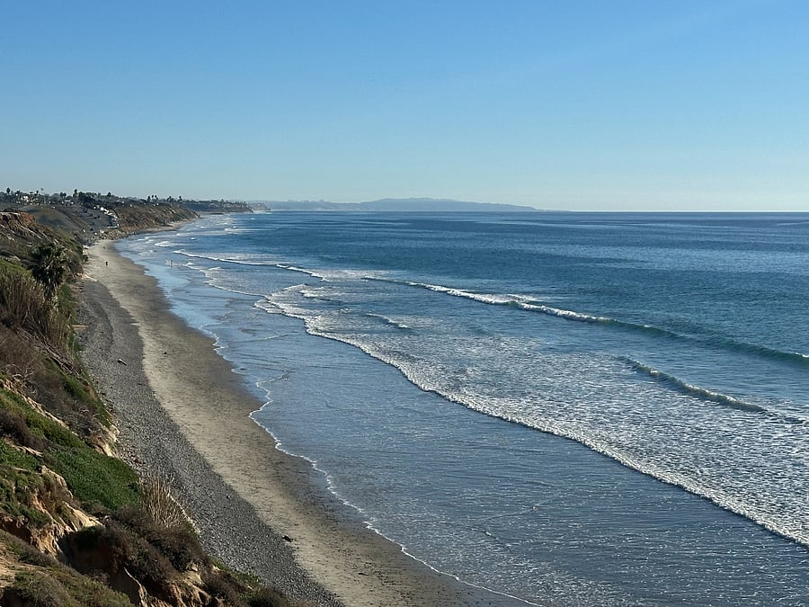 5 minutes to great beaches