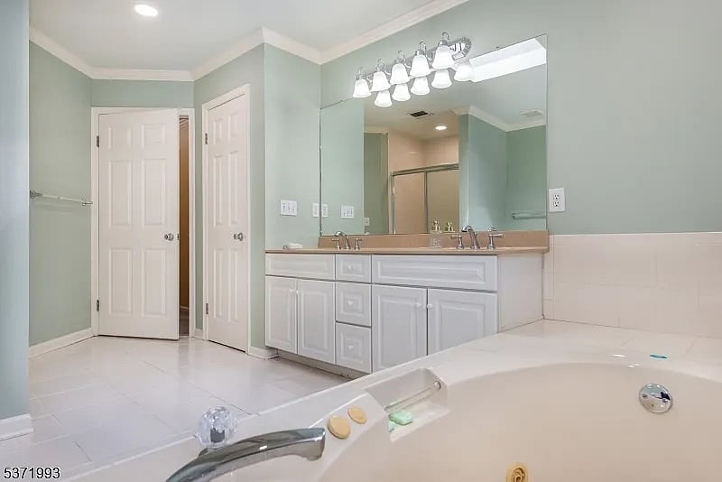 Furnished Finder property 886207_1 photo 8