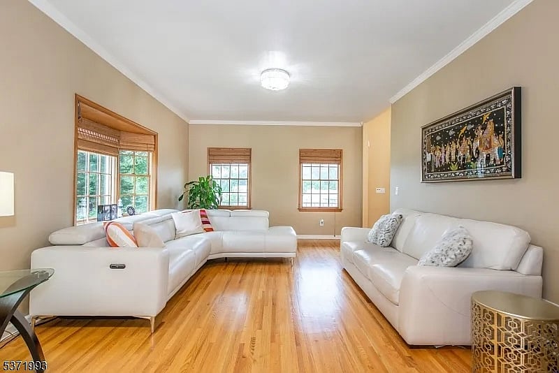 Furnished Finder property 886207_1 photo 5