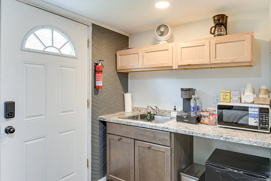 Furnished Finder property 886211_1 photo 5