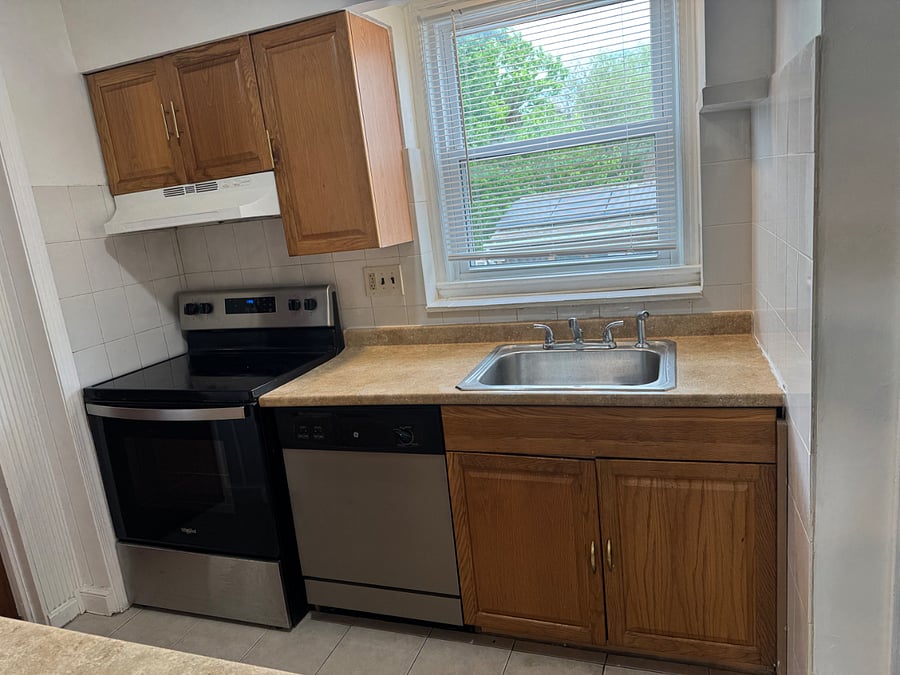 Furnished Finder property 886211_2 photo 22