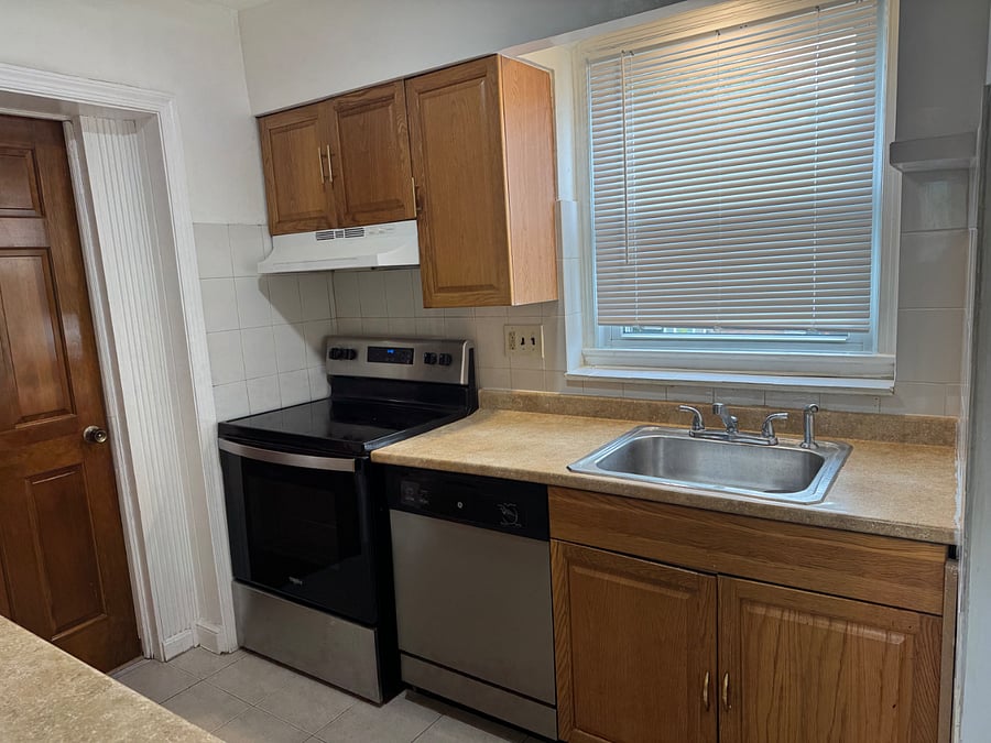 Furnished Finder property 886211_5 photo 9