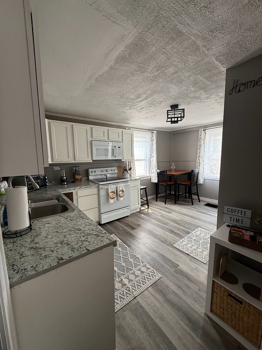 Furnished Finder property 886221_1 photo 3