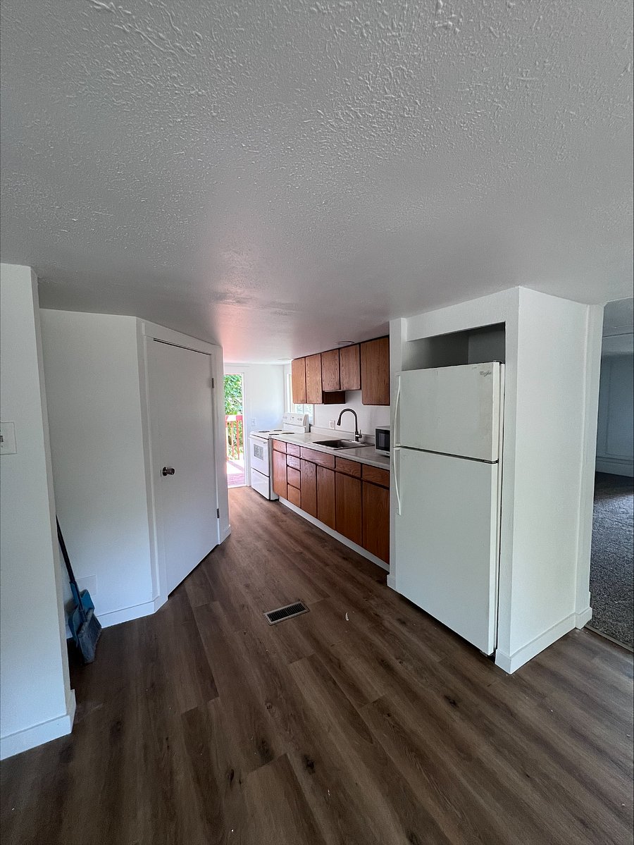 Furnished Finder property 886238_1 photo 3