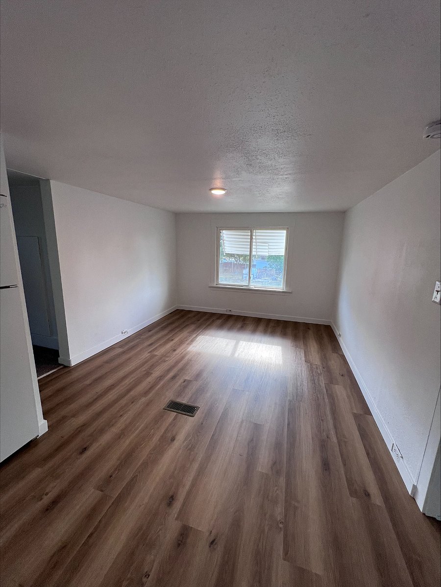 Furnished Finder property 886238_1 photo 16