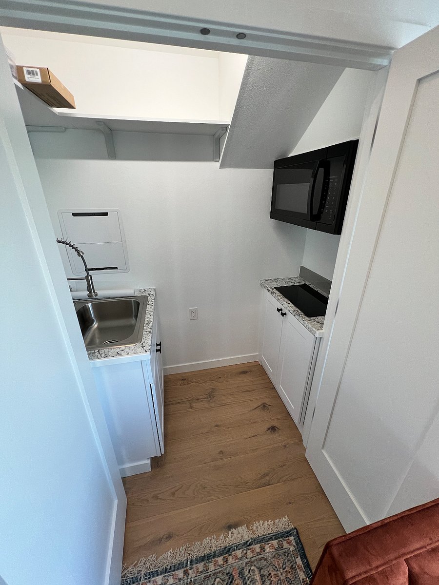 Furnished Finder property 886243_1 photo 12