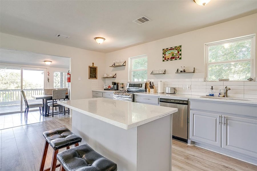 Furnished Finder property 886252_1 photo 13