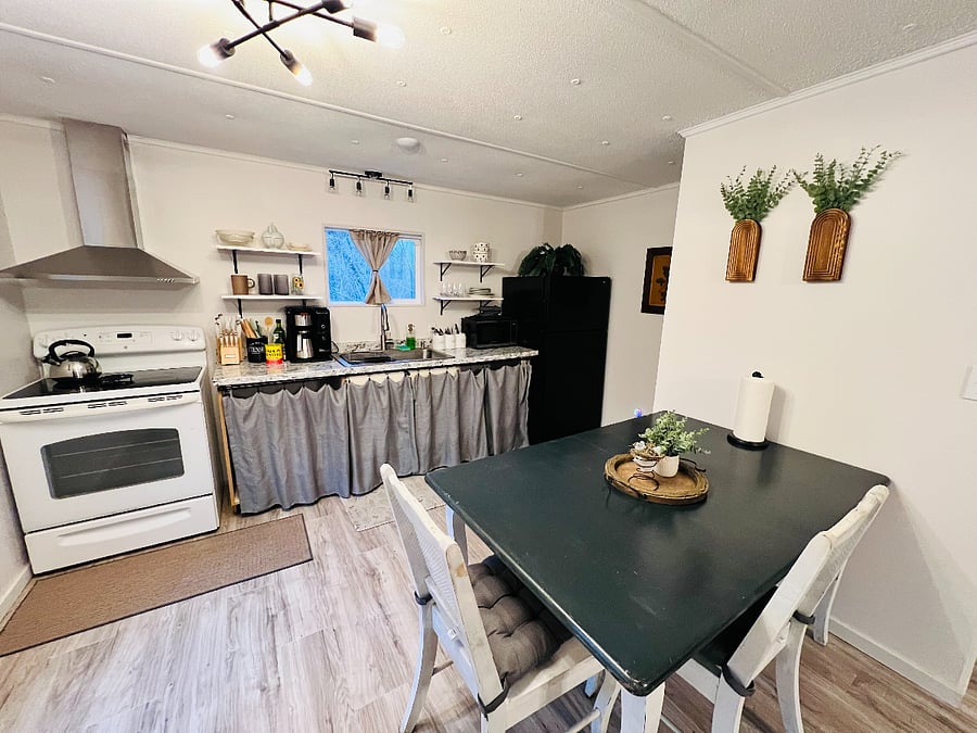 Furnished Finder property 886274_1 photo 3