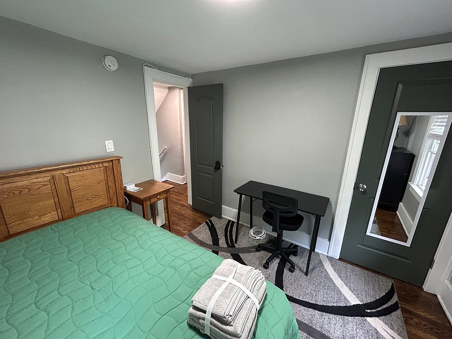 Furnished Finder property 886281_1 photo 13