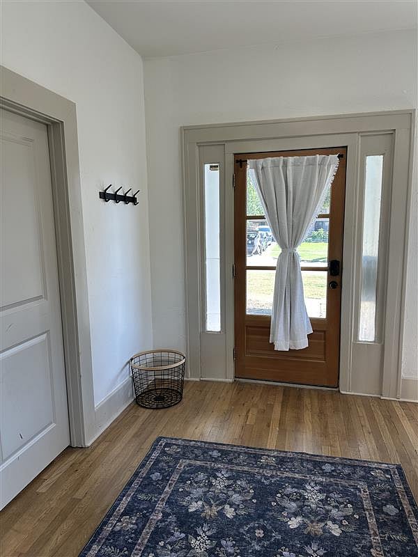 Furnished Finder property 886285_1 photo 9