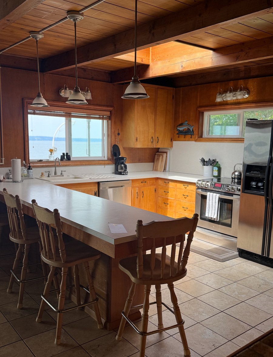Furnished Finder property 886301_1 photo 9