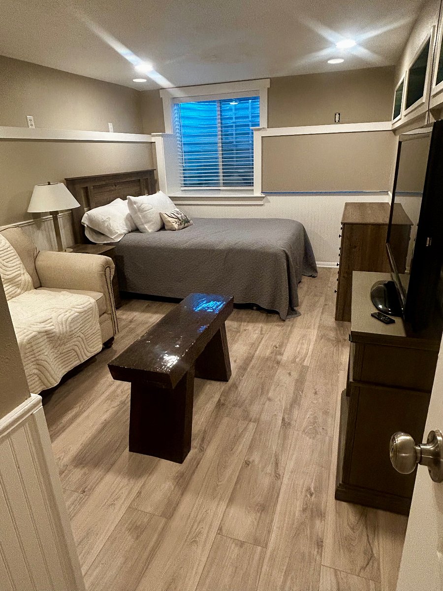 Furnished Finder property 886309_1 photo 12