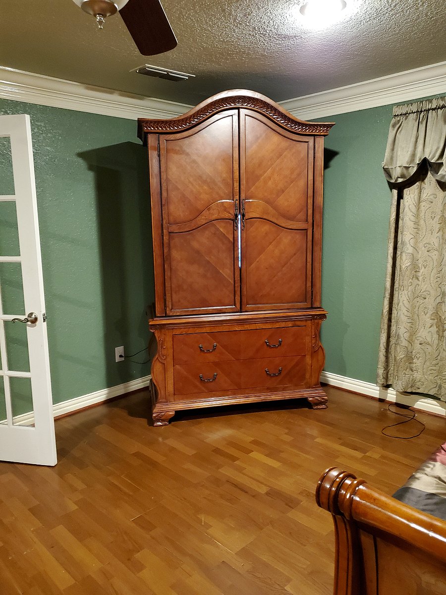 Armoire