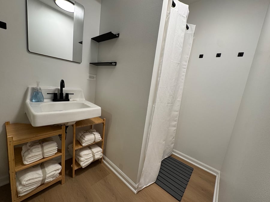 Furnished Finder property 886327_1 photo 9
