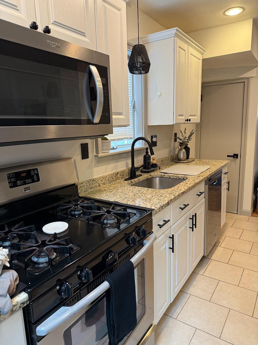 Furnished Finder property 886342_1 photo 8
