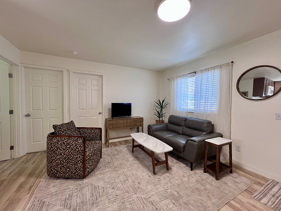 Furnished Finder property 886350_1 photo 7