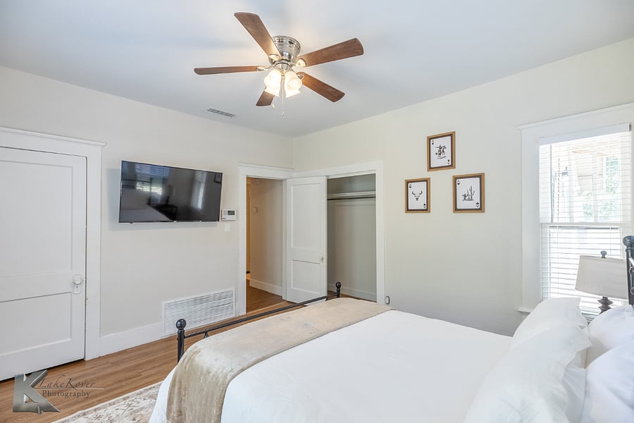 Furnished Finder property 886375_1 photo 18