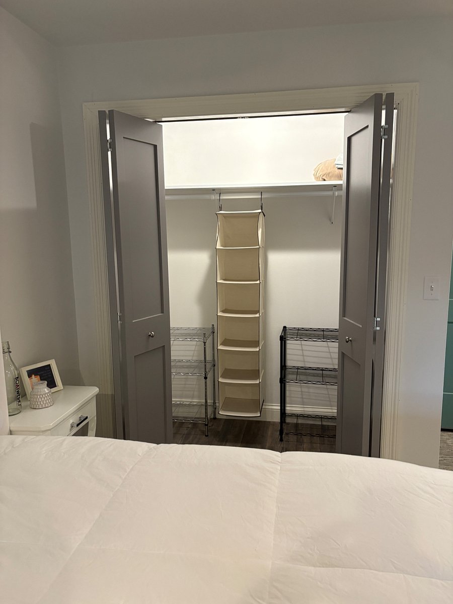Keep the Studio looking tidy with this large closet for your clothes, coats and other items.