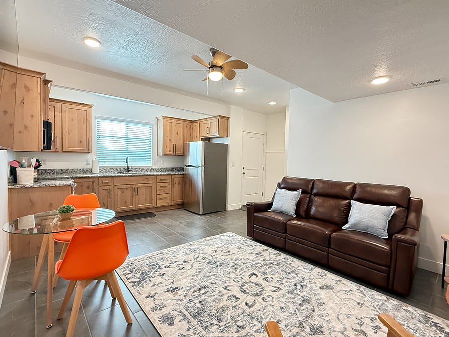 Furnished Finder property 886399_1 photo 9