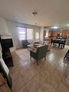 Furnished Finder property 886404_1 photo 4
