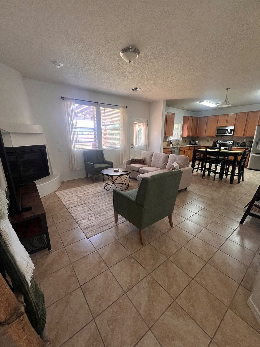 Furnished Finder property 886404_2 photo 9