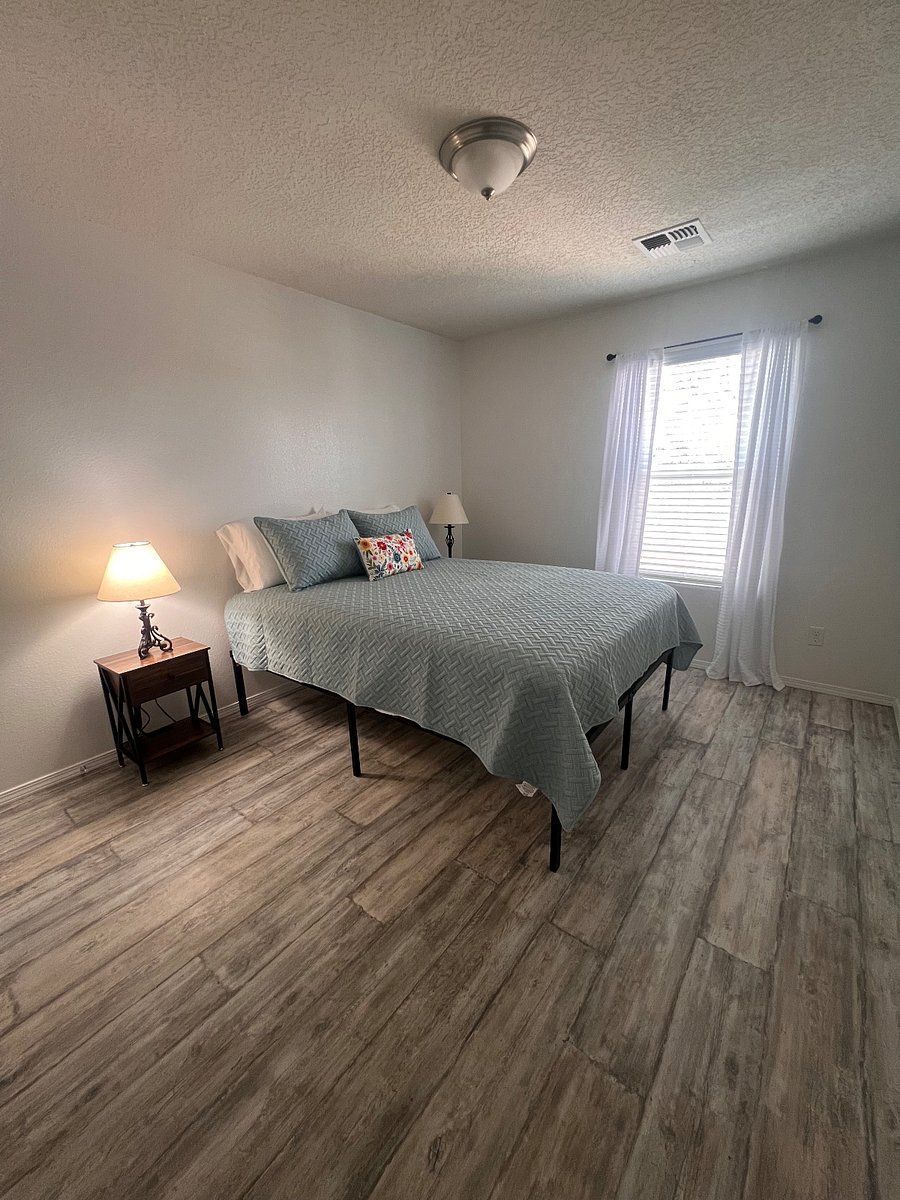 Furnished Finder property 886404_2 photo 13