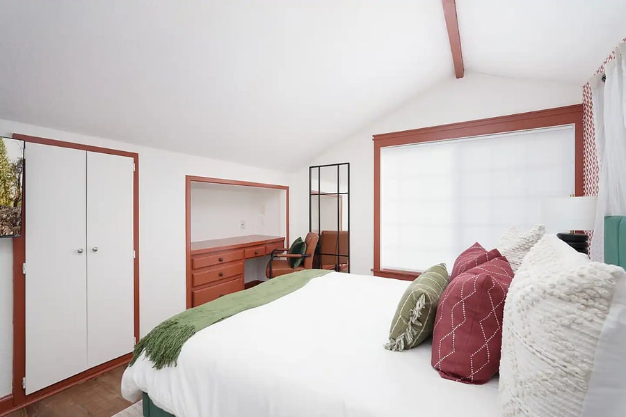 Furnished Finder property 886406_1 photo 17