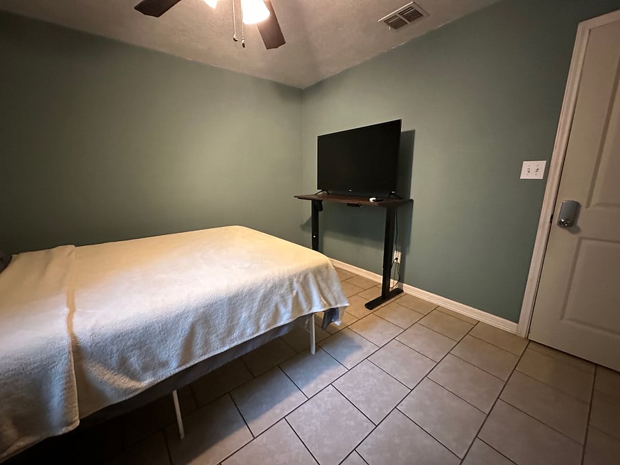 Furnished Finder property 886444_1 photo 4