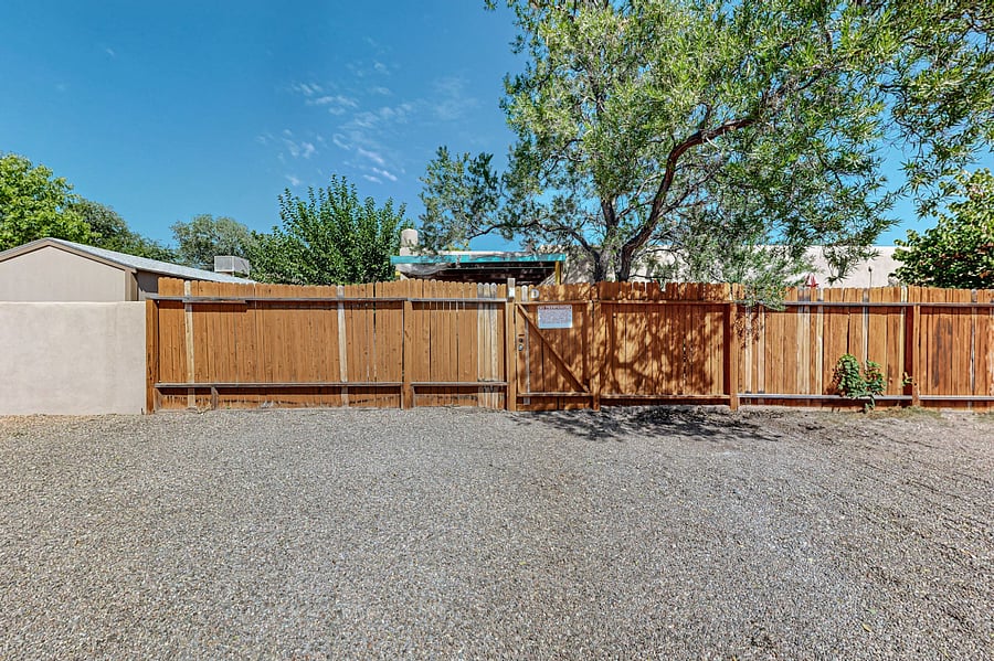 Furnished Finder property 886451_1 photo 22