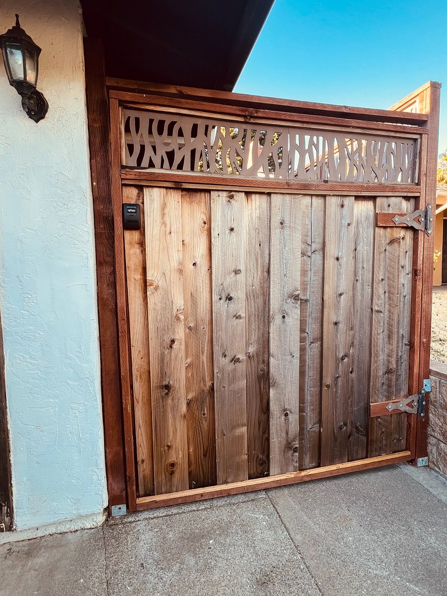 Enjoy the convenience and security of a private entrance to the property. It is protected by a barn gate and a secure lock, ensuring that your access is both exclusive and safe.