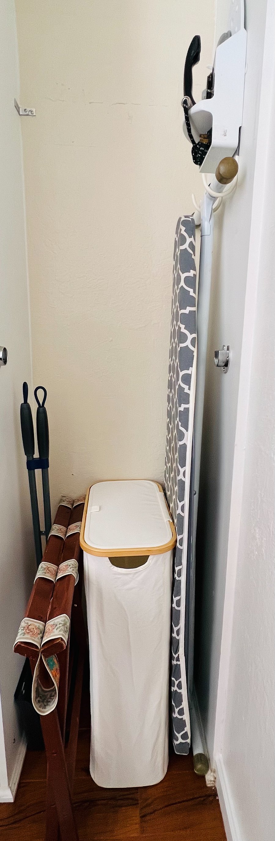 We've equipped the property with several essentials to make your stay feel more like home. You'll find a luggage stand for easy and convenient unpacking. For quick touch-ups, a full-size ironing board and iron are available and ready to use. A broom and dustpan are also on hand for any small cleanups, and a dedicated laundry hamper is provided for your used towels and clothes, making it simple to keep the space tidy.
