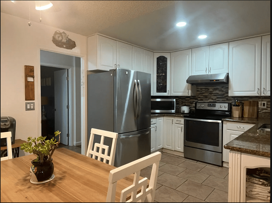 Furnished Finder property 886453_2 photo 9