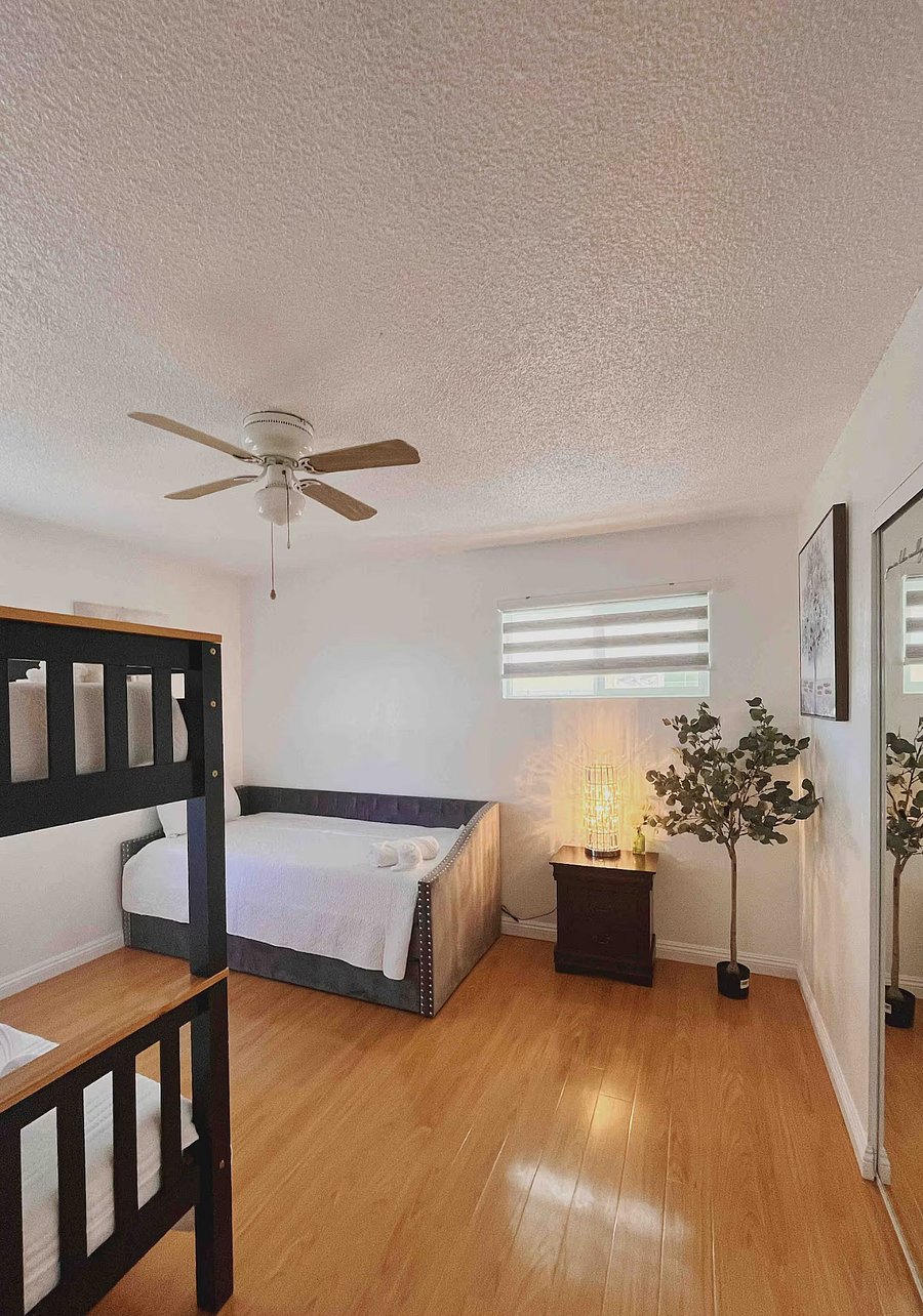 Furnished Finder property 886496_1 photo 13