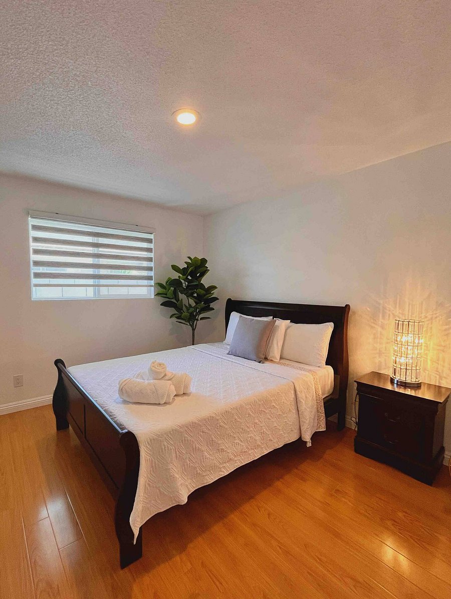 Furnished Finder property 886496_1 photo 12