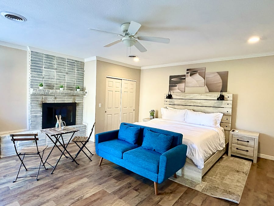 Furnished Finder property 886498_1 photo 12