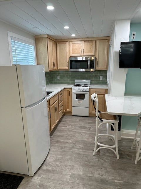 Furnished Finder property 886501_1 photo 11