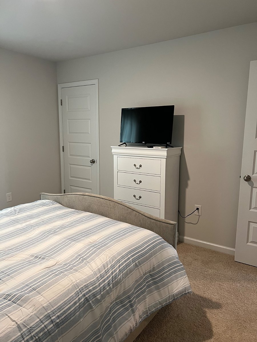 Furnished Finder property 886504_1 photo 9