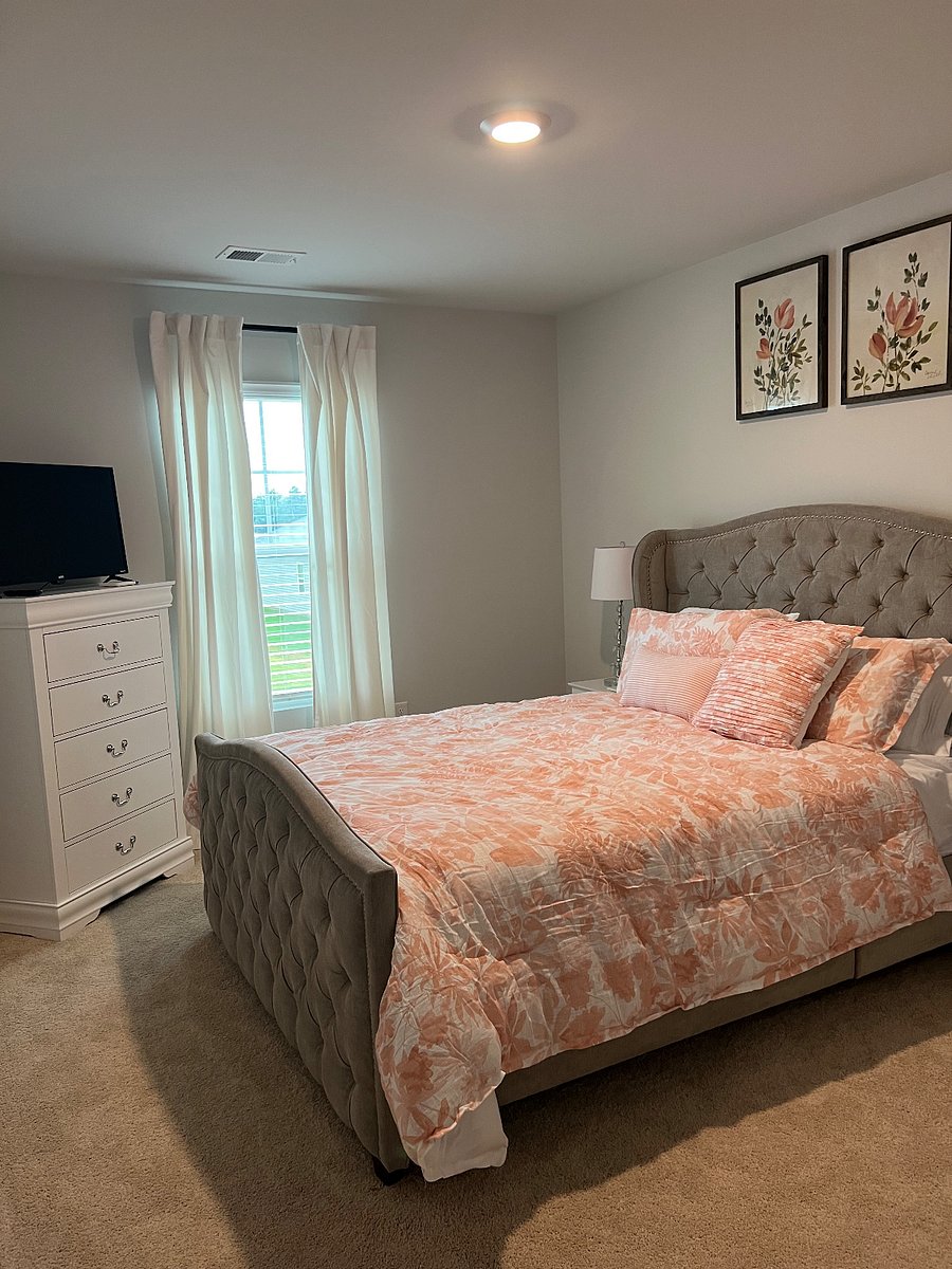 Furnished Finder property 886504_1 photo 11