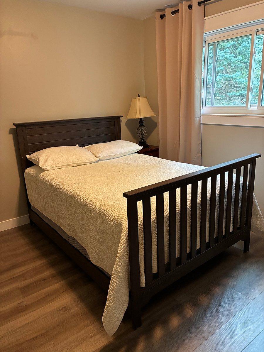 Furnished Finder property 886520_1 photo 2